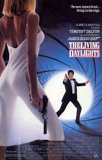 Filmas Į dienos šviesą / The Living Daylights (1987)